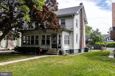 202 Guilford Ave, Westmont, NJ 08108