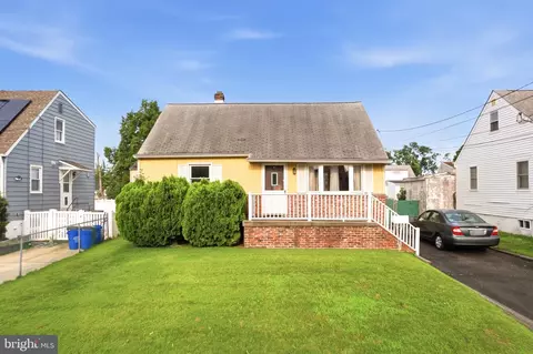 270 Bergen Ave, Bellmawr, NJ 08031