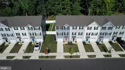 View/Area - 112 Rowand Way E, Clementon, NJ 08021 photo 2 of 17