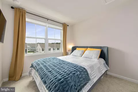 Bedroom - 112 Rowand Way E, Clementon, NJ 08021 photo 4 of 6