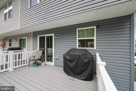 Exterior - 112 Rowand Way E, Clementon, NJ 08021 photo 3 of 11