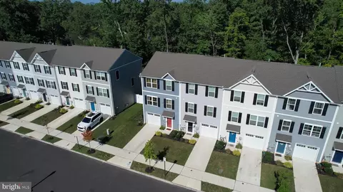 View/Area - 112 Rowand Way E, Clementon, NJ 08021 photo 9 of 17