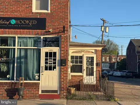 1402 Collings Rd, Camden, NJ 08104