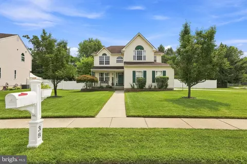 38 Vance Ave, Sicklerville, NJ 08081