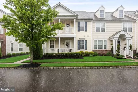 59 Alyce Ln, Voorhees, NJ 08043