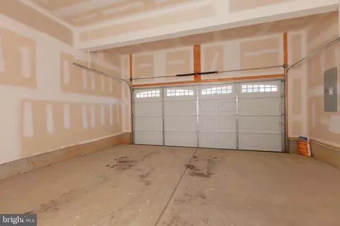 Entry Way - 41 Champlain St, Sicklerville, NJ 08081 photo 5 of 6