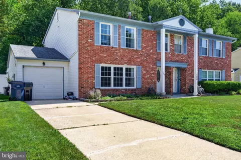106 Peregrine Dr, Voorhees, NJ 08043