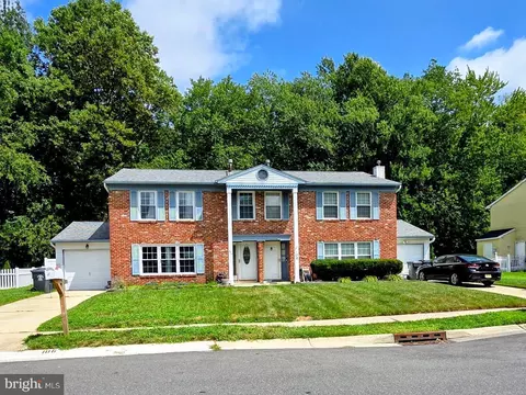 106 Peregrine Dr, Voorhees, NJ 08043