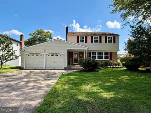 14 Candlewyck Way, Cherry Hill, NJ 08003