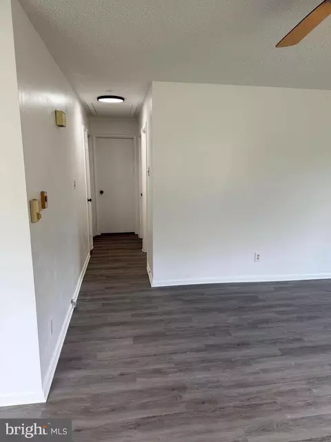 Entry Way - 194 Elmtowne Blvd, Hammonton, NJ 08037 photo 1 of 1