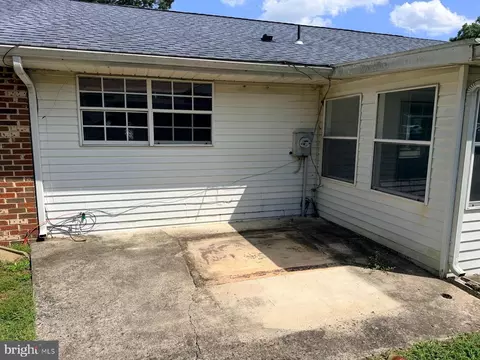 Exterior - 194 Elmtowne Blvd, Hammonton, NJ 08037 photo 5 of 5