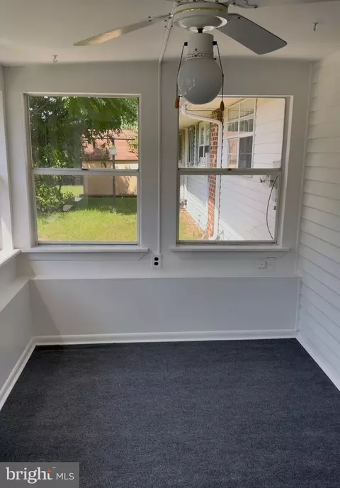 Exterior - 194 Elmtowne Blvd, Hammonton, NJ 08037 photo 2 of 5