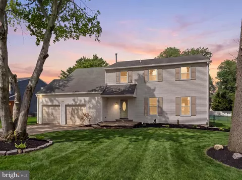 104 Mckinley Ave, Blackwood, NJ 08012