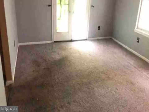 19 Summit Ct, Clementon, NJ 08021 photo 6