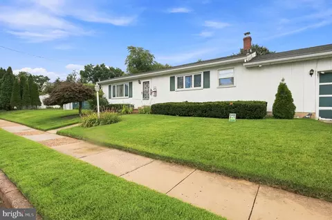 4419 Bethel Ave, Pennsauken, NJ 08109