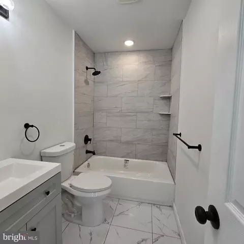 Bath - 38 Richards Ave, Pine Hill, NJ 08021 photo 2 of 4