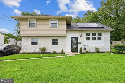 197 Indiana Ave, Blackwood, NJ 08012