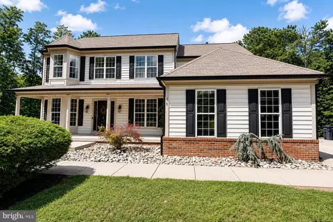 11 Eastwick Dr, Gibbsboro, NJ 08026