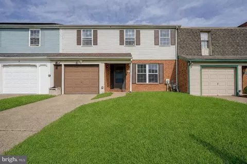 1719 Williamsburg Pl, Clementon, NJ 08021