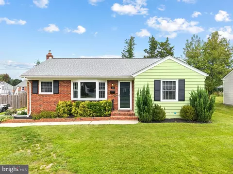 31 Newell Ave, Cherry Hill, NJ 08034