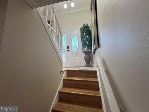 Entry Way - 202 E Tampa Ave, Cherry Hill, NJ 08034 photo 4 of 4