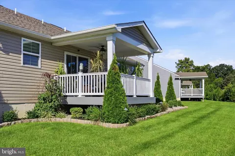 Exterior - 42 Senators Way, Berlin, NJ 08009 photo 7 of 7