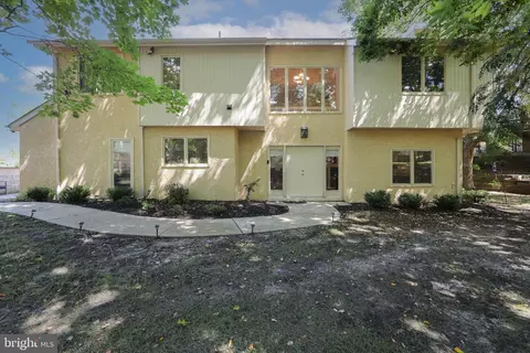 1405 Chanticleer, Cherry Hill, NJ 08003