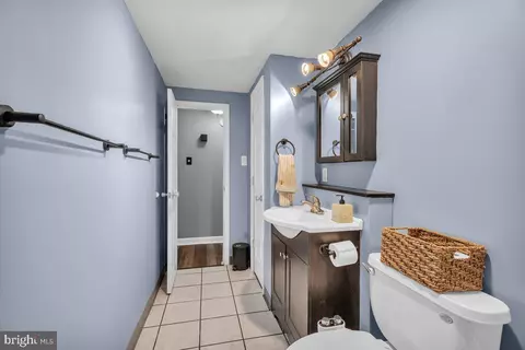 Entry Way - 39 Wilson Rd, Pine Hill, NJ 08021 photo 6 of 6