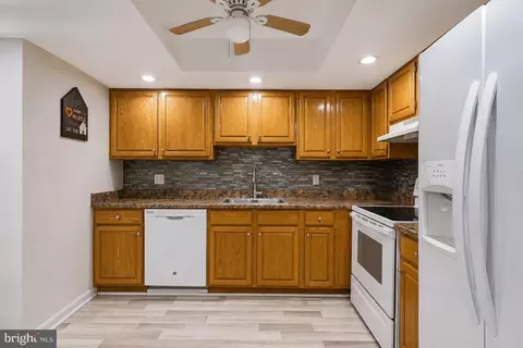 Kitchen - 714 Elm Ave, Lindenwold, NJ 08021 photo 3 of 3