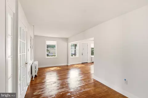 Living - 620 Erial Rd, Pine Hill, NJ 08021 photo 4 of 10