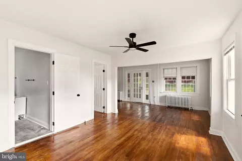Living - 620 Erial Rd, Pine Hill, NJ 08021 photo 7 of 10