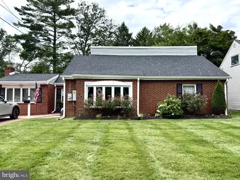 124 Glenwood Ave, Merchantville, NJ 08109