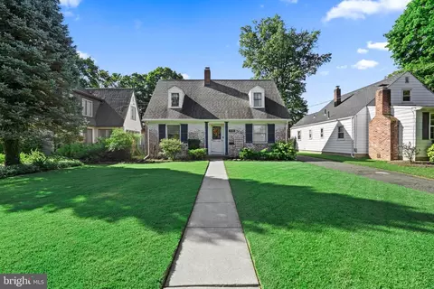 1130 Prospect Ridge Blvd, Haddon Heights, NJ 08035