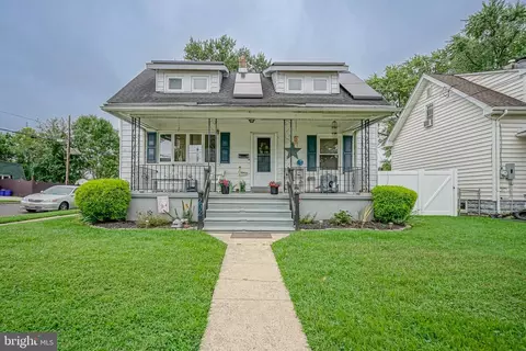 202 5th Ave, Mount Ephraim, NJ 08059