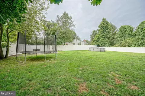 Exterior - 2 Broadview Ave, Berlin, NJ 08009 photo 2 of 3