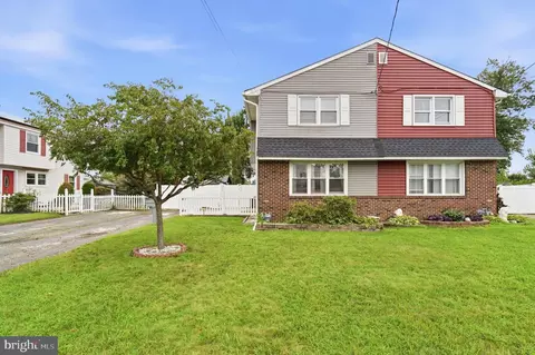 7172 Waldorf Ave, Pennsauken, NJ 08110