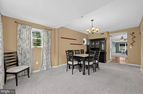 Dining - 47 E Atlantic Ave, Clementon, NJ 08021 photo 2 of 2