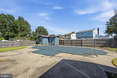 Exterior - 3 Hampton Rd, Clementon, NJ 08021 photo 5 of 14