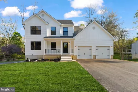 212 Lotus Ave, Voorhees, NJ 08043