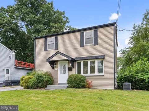 2703 Union Ave, Pennsauken, NJ 08109