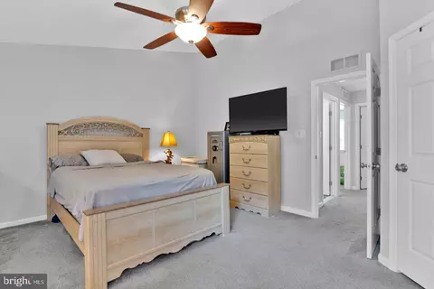 Bedroom - 105 Millstream Rd, Pine Hill, NJ 08021 photo 3 of 9