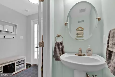 Entry Way - 105 Millstream Rd, Pine Hill, NJ 08021 photo 4 of 4