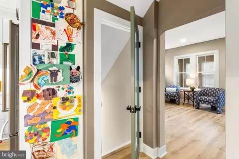 Entry Way - 1 Maple Ave, Haddon Township, NJ 08108 photo 10 of 14