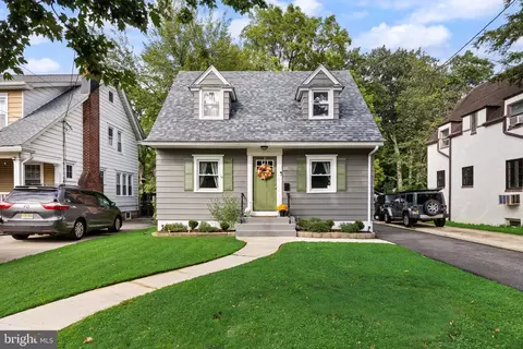 99 Kendall Blvd, Oaklyn, NJ 08107