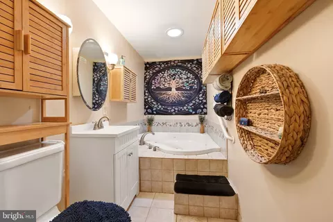 Bath - 8 Naylor Ave, Clementon, NJ 08021 photo 1 of 1