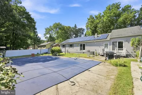 Exterior - 8 Naylor Ave, Clementon, NJ 08021 photo 3 of 5