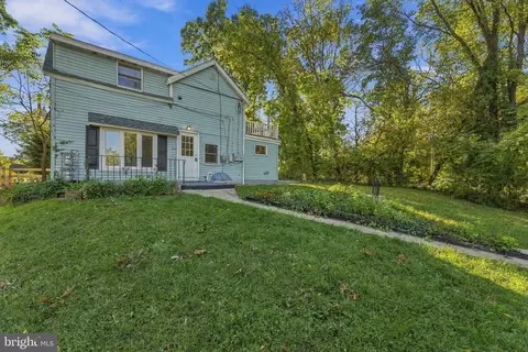 11 Trout Ave, Clementon, NJ 08021
