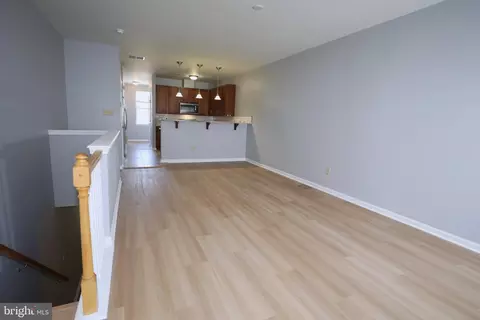 Living - 10 Rowand Way E, Clementon, NJ 08021 photo 1 of 2