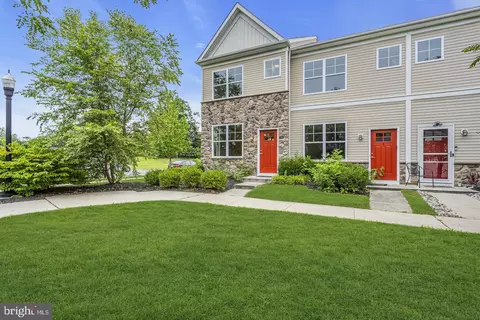 17 Rowand Way E, Clementon, NJ 08021 photo 2
