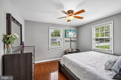 Bedroom - 95 Shepherd Rd, Cherry Hill, NJ 08034 photo 1 of 3